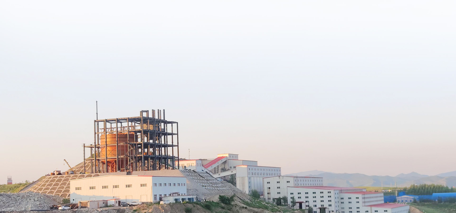 實(shí)現(xiàn)企業(yè)發(fā)展，成就員工價(jià)值，踐行社會(huì)責(zé)任。